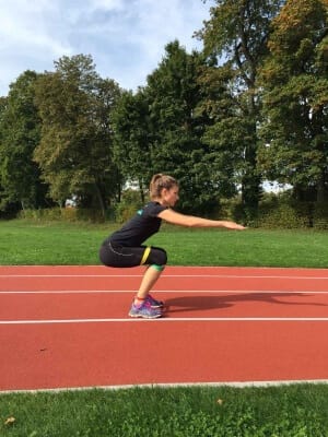Leonie Kniebeuge